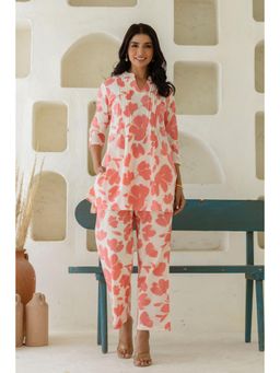 Kohsh - Women Pink Cotton Floral Kurta with Pant (Set of 2)