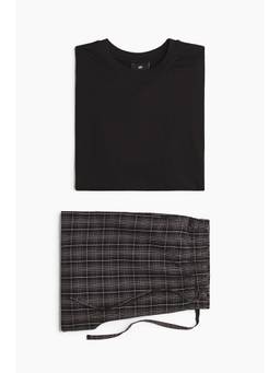 H&M - Men Black Pyjama T-Shirt And Bottoms Set