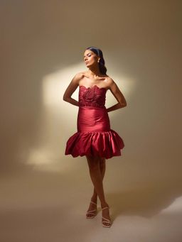 TISHARTH BY SHIVANI - Red Astro Dust Shorts Silk Dress