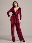 Maroon color option, Currently selected