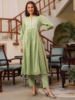 Janasya - Women's Light Green Pure Cotton Embroidered A-Line Kurta & Pant (Set of 2)
