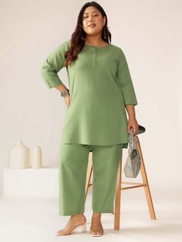 Janasya - Women's Plus Size Green Cotton Solid A-Line Co-Ord (Set of 2)