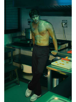 FREAKINS - Rugged Black Solid Men Straight Korean Pant