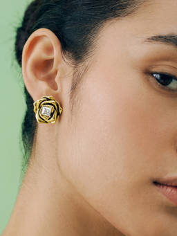 Joker and Witch - Joker & Witch Rovira Gold Flower Stud Earrings