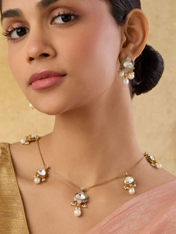 Indinoor - Zairaa Kundan Necklace and Earrings