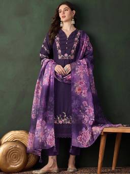 Gahan - Women Floral Embroidered Schffili Hem Purple Kurta with Pant & Dupatta