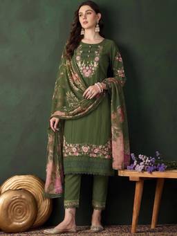 Gahan - Women Floral Embroidered Schffili Hem Green Kurta with Pant & Dupatta