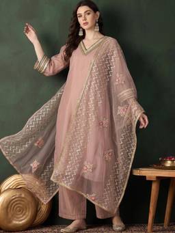 Gahan - Women Shimmer Lace Detailed Pink Kurta with Pant & Dupatta