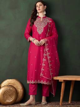 Gahan - Fuchsia Straight Fit Pink Kurta with Pant & Dupatta