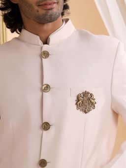 Cosa Nostraa - Regal Majesty Brooch