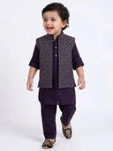 Maroon color option, Sold out, Currently selected