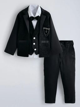 Hopscotch - Embroidered Formal Set