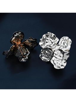 Blysk Jewels - Elegant Petal Design Earrings For Women
