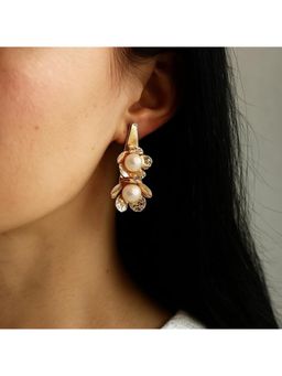 Blysk Jewels - Gold Toned Floral Pearl Earrings For Women
