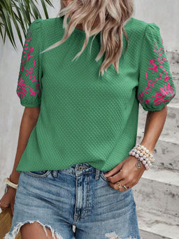 Outzidr - Green Sleeve Embroidery Vacay T-Shirt