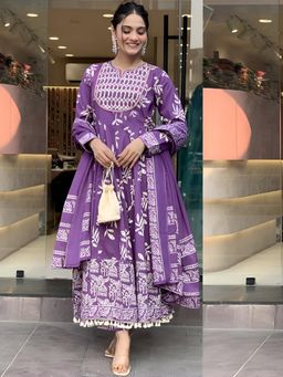 Anveri Textiles - Women Purple Rayon Full Sleeves Kurta with Pant and Dupatta