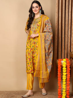 Vaamsi - Women Yellow Silk Blend Floral Printed Straight Kurta Pants with Dupatta (Set of 3)