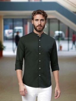 Dennis Lingo - Men Green Mandarin Collar Regular Fit Solid Cotton Casual Shirt