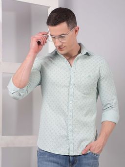 CRIMSOUNE CLUB - Men Green Printed Pure Cotton Shirt