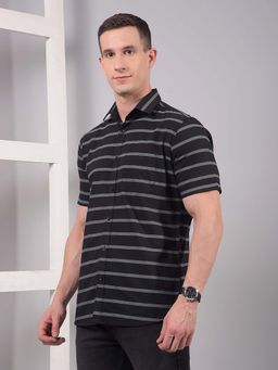 CRIMSOUNE CLUB - Men Black Horizontal Stripes Linen Shirt