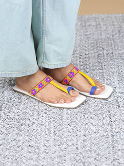 Postcard - Seoul Slip On Flats In White