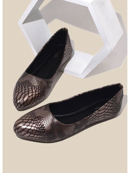 YASSIO - Women Embellished Pink Metallic Ballerinas