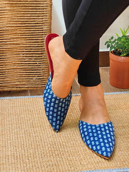 The Madras Trunk - Women Flat Mules In Blue Maroon