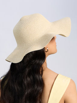 Twenty Dresses by Nykaa Fashion - Light Beige Wavy Big Brim Straw Hat