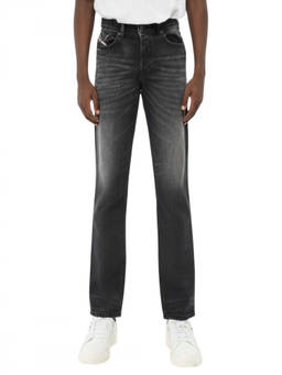 Diesel - Black Regular Mid Rise Jeans