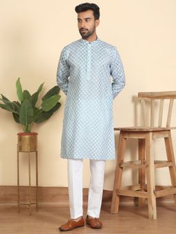 Kraft India - Men Cotton Blend Leaf Printed Knee Length Blue Kurta with Pyjamas