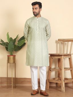 Kraft India - Men Cotton Blend Leaf Printed Knee Length Green Kurta with Pyjamas