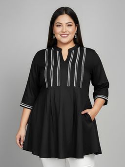 Indietoga Plus Size - Women Plus Size Black Embroidered Rayon Longline Tunic - Black
