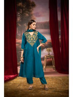 BulBul - Premium Peacock Blue Silk Embroidered Women Kurta and Pant with Dupatta