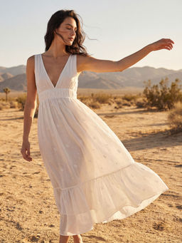 DaKauz - Plunging Embroidered Dress