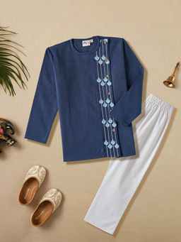 Desi Soota - Blue Embroidered Kurta and Pyjama