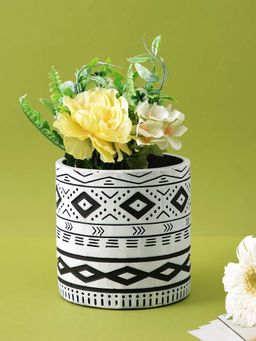 Tayhaa - Engraved Pattern Ceramic Planter