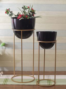 Tayhaa - Black Planters with Stand