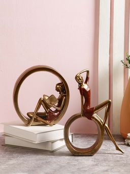 Tayhaa - Enchanting and Adept Women Duo