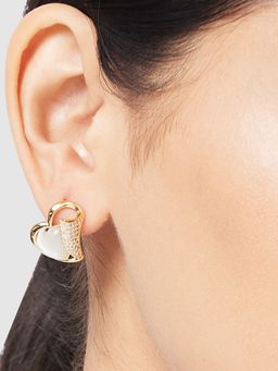 Globus - Women Gold-Plated Heart Shaped Stud Earrings