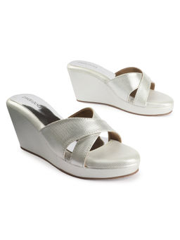 D'Shoe Lounge - Silver Festive Chic Style Wedges Sandal