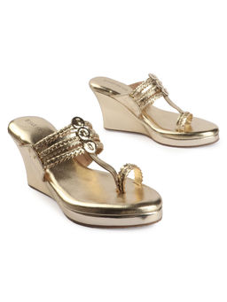 D'Shoe Lounge - Metallic Gold Toe-Ring Wedges Sandal