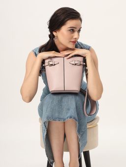 THE GUSTO - Pink Coral Sling Bag (M)