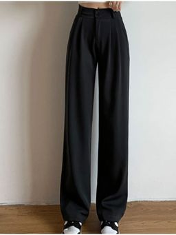 Outzidr - Black Straight Fit Pleated Pant