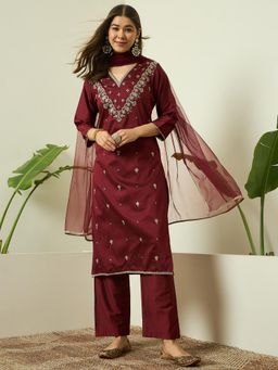 Gahan - Womens Maroon Silk Blend Embroidered Straight Kurta with Pant & Net Dupatta