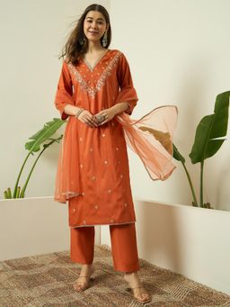 Gahan - Womens Rust Silk Blend Embroidered Straight Kurta with Pant & Net Dupatta