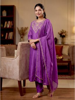 Gahan - Purple Embroidered Silk Straight Kurta with Pant & Dupatta