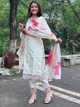Gahan - Printed Embroidered Chanderi Kurta with Pant & Dupatta