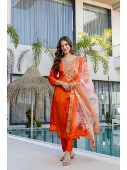 Gahan - Embroidered Jacquard Kurta with Pant & Dupatta