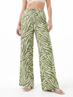 Outzidr - Green Animal Printed Wide Leg Trousers