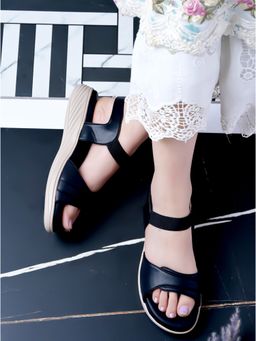 Shoetopia - Orthopaedic Doctor Sole Black Comfort Sandals For Girls